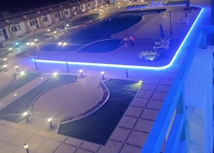 اوسيس مارينا * Hurghada